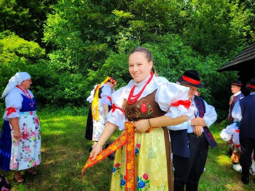 Plenerowa impreza "O zbożach, chlebie i ziołach" w Skansenie