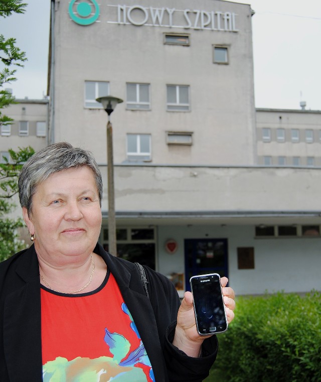 Lesława Pacia z Olkusza narzeka, bo rejestracja telefoniczna nie działa
