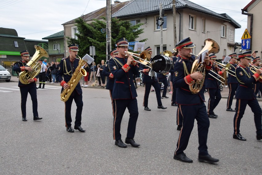 XX Jubileuszowa Europarada w Suchowoli. Muzyczne święto w centrum Europy rozpoczął gwiaździsty przemarsz orkiestr dętych 