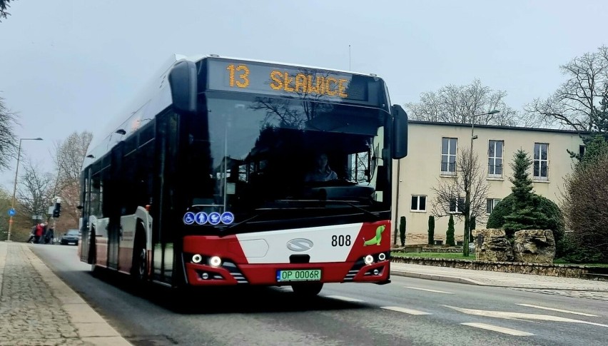 Pasażerowie, którzy kursują autobusami MZK w Opolu na...