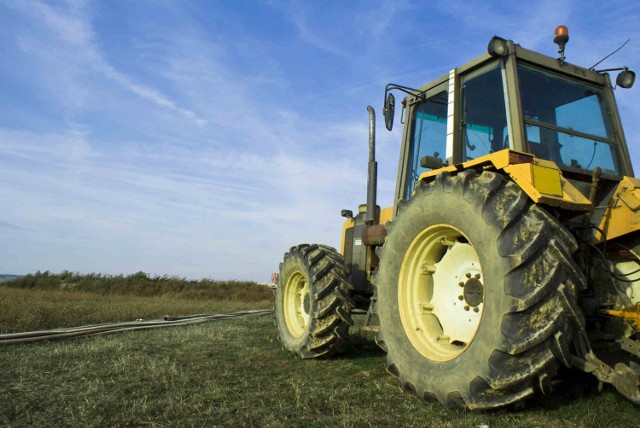 Skierbieszów: Zabrał ojcu traktor i ruszył w siną dal. Wrócił kompletnie pijany