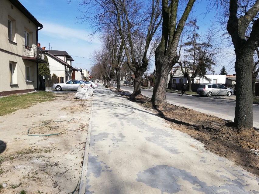 Przebudowa ulicy Grota Roweckiego w Tomaszowie Maz. Od poniedziałku zamknięcie drogi, zmiany kursów MZK [ZDJĘCIA]