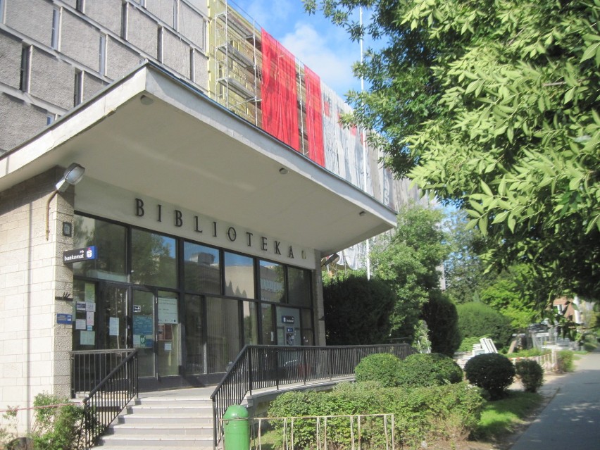 Trwa docieplanie Biblioteki Głównej UMCS w Lublinie