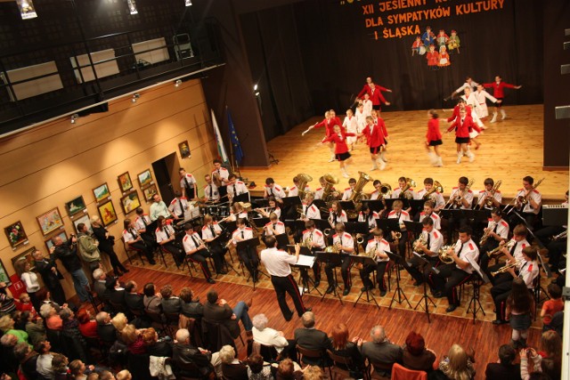 Występ młodzieżowo-dziecięcej orkiestry z Wręczycy spotkał się z dużym zainteresowaniem