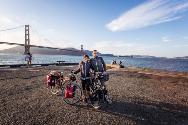 Sieradzanin pokonał Amerykę. Wraz z dziewczyną przejechał rowerem cały kontynent: Most Golden Gate w San Francisco, Kalifornia