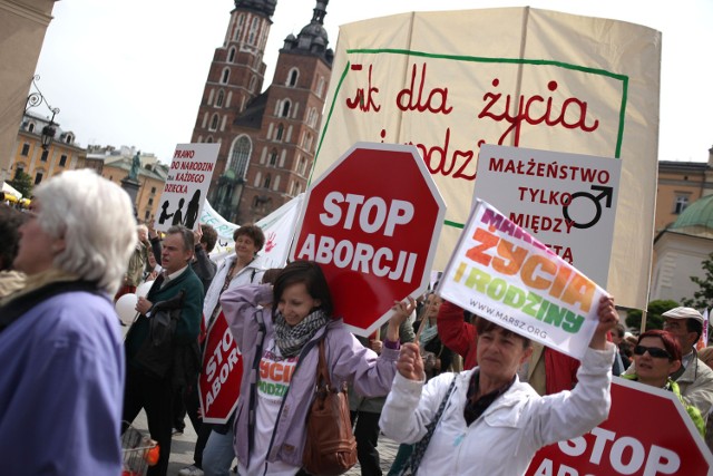 Kraków: marsz dla Życia i Rodziny [NOWE ZDJĘCIA]