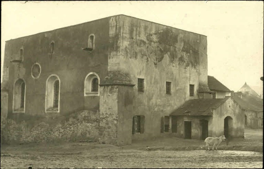 1916

Synagoga Stara - Muzeum.