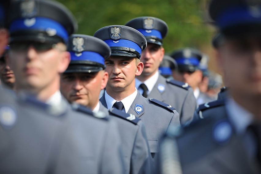 Poznańscy policjanci w siedzibie Komendy Miejskiej Policji w...