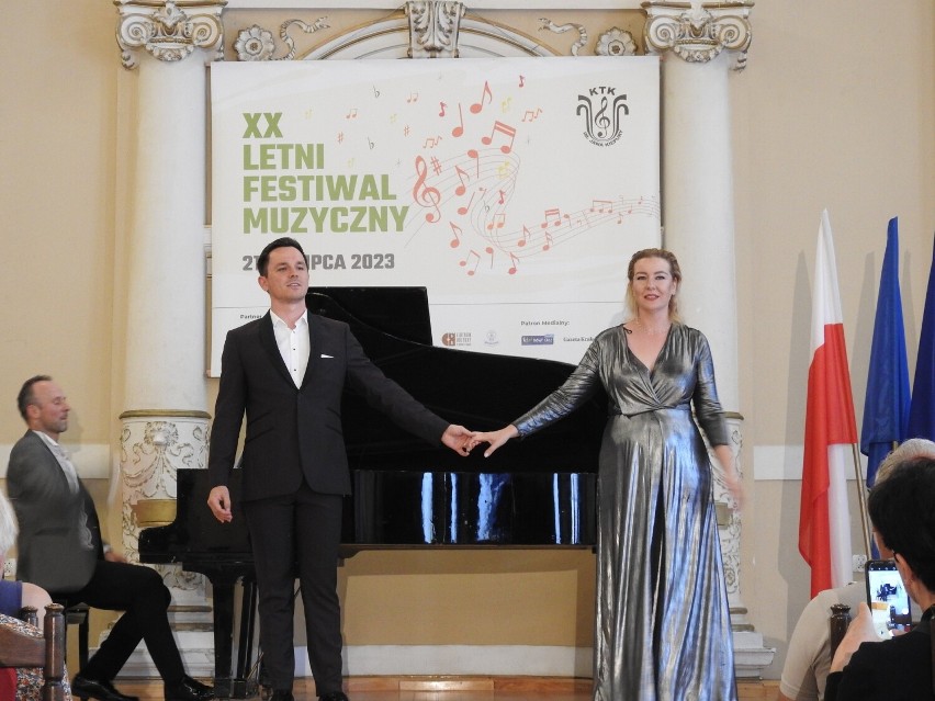XX Letni Festiwal Muzyczny do Starego Domu Zdrojowego przyciągnął tłumy. W Krynicy-Zdroju wybrzmiały opery i operetki