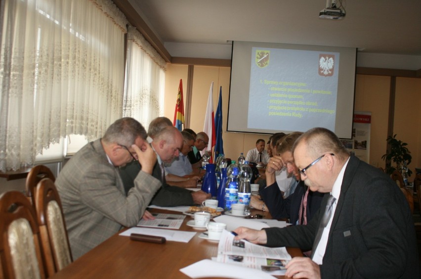 Nadzwyczajna sesja Rady Powiatu Radziejowskiego [zdjęcia]
