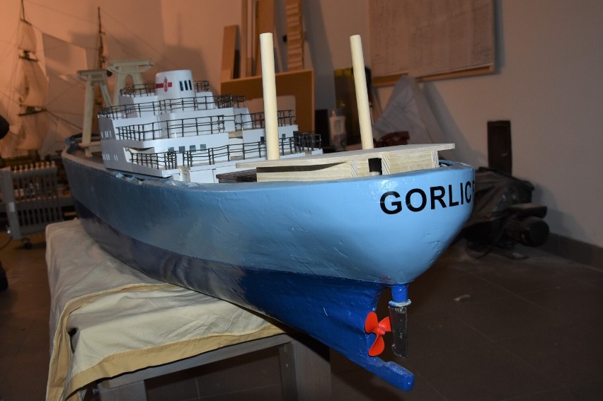 Gorlice. W połowie przyszłego roku gotowy ma być model drobnicowca MS Gorlice, jedynego statku w historii miasta [ZDJĘCIA]