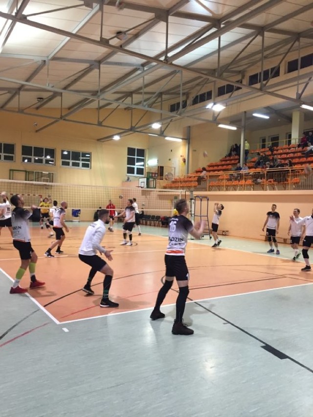 Tubądzin Volley gra w Wilczynie