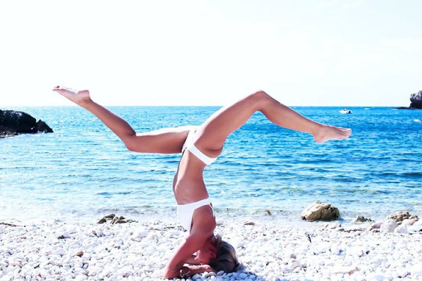 Szwedzka pilot ćwiczy jogę i robi furorę na Instagramie