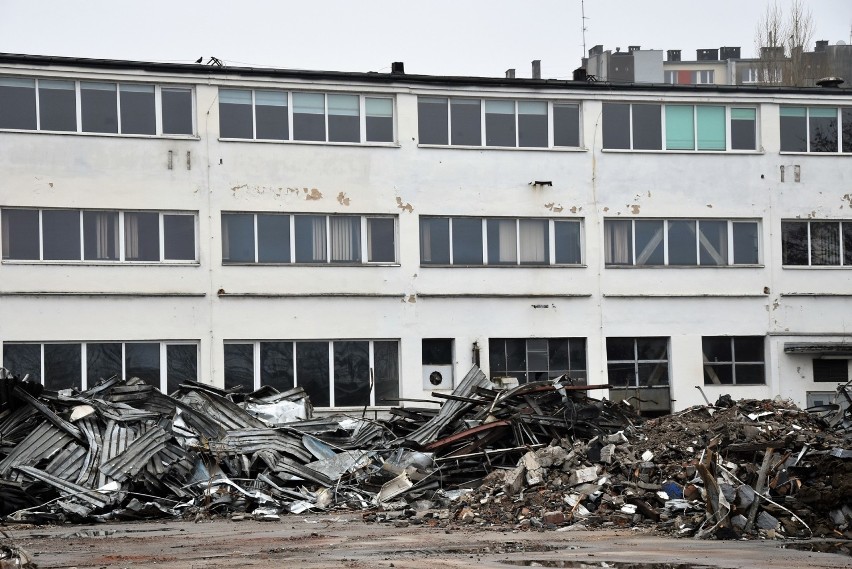 Tak wyglądała rozbiórka budynków po spółdzielni Odra w...