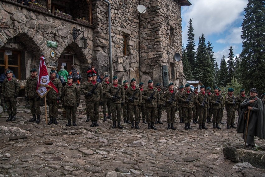 Tatry. Wojsko zameldowało się na Hali Gąsienicowej [ZDJĘCIA]