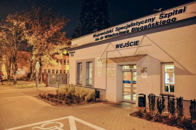 25-letnia kobieta sama zgłosiła się do szpitala im. Biegańskiego w Łodzi. Wykonany test potwierdził, że jest zarażona koronawirusem