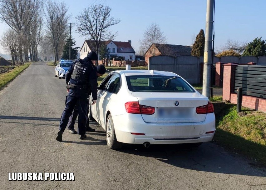 Wschowscy policjanci ścigali i zatrzymali BMW