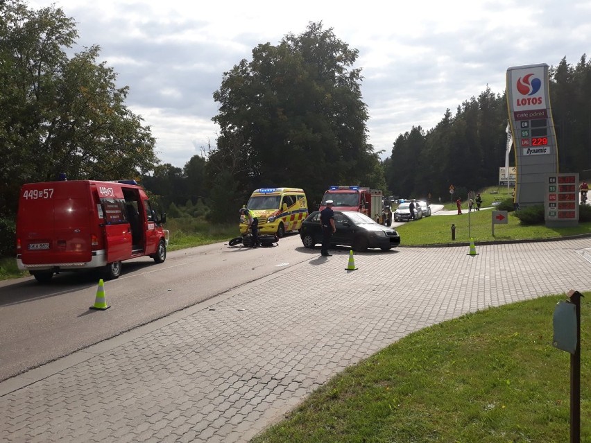 Wypadek w Kobysewie. Motocyklistka zmarła w szpitalu [zdjęcia] AKTUALIZACJA