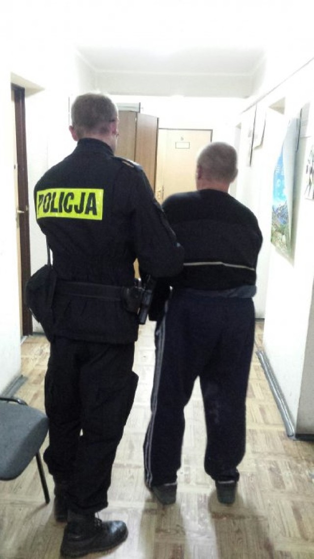 Policja zatrzymała 46- letniego włamywacza