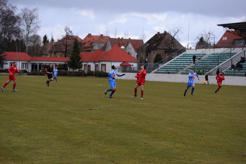MKP Szczecinek wygrywa na inaugurację piłkarskiej wiosny [zdjęcia]
