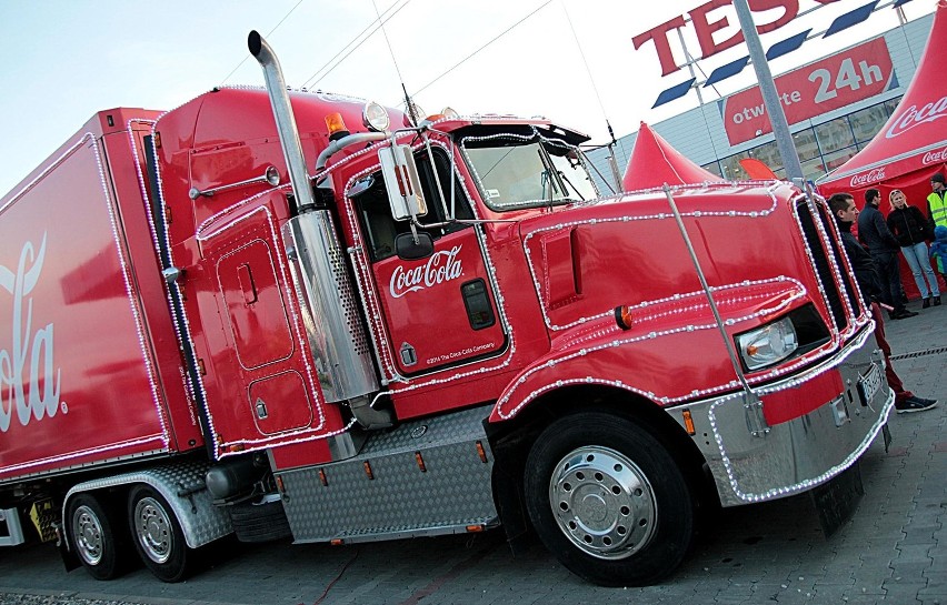 Świąteczna ciężarówka Coca-Coli w Krakowie [ZDJĘCIA]