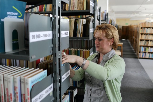 Z początkiem roku Biblioteka Pedagogiczna w Piotrkowie, z powodu mniejszego budżetu, zrezygnowała z prenumeraty prasy. O zmianach czytelników informowała wcześniej