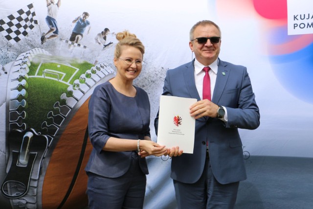 Gmina Lipno otrzymała 250 tys. zł z Urzędu Marszałkowskiego i ponad 9 mln zł z programu "Polski ład" na budowę hali sportowej w Radomicach