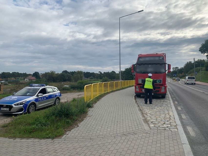 Powiat malborski. Kontrole drogowe z naciskiem na ciężarówki. Policja namierzyła przekraczających prędkość 