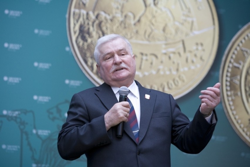 Lech Wałęsa stał się autorem jednej z najbardziej znanych w...