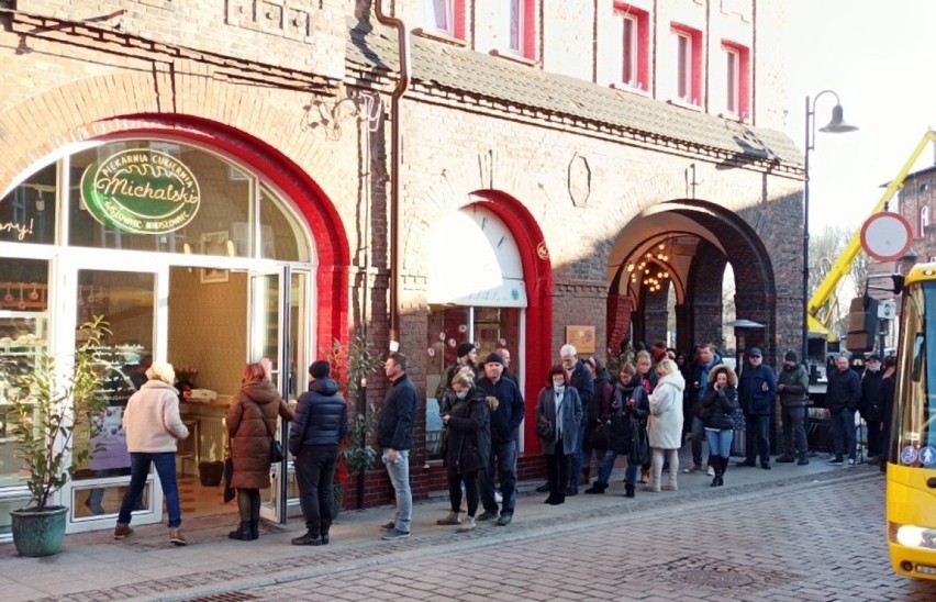 Kolejki po pączki w Tłusty Czwartek.