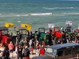 VII Festiwal Moto Rock. Parada zabytkowych traktorów na plaży Lubiatowo | ZDJĘCIA, WIDEO