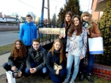 „Patroni naszych ulic” w Tomaszowie Mazowieckim - młodzież z MDK w akcji IPN