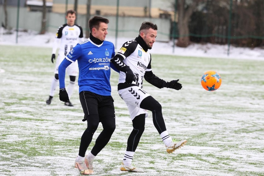 21.01.2022, Kraków, stadion Prądniczanki: sparing Sandecja...