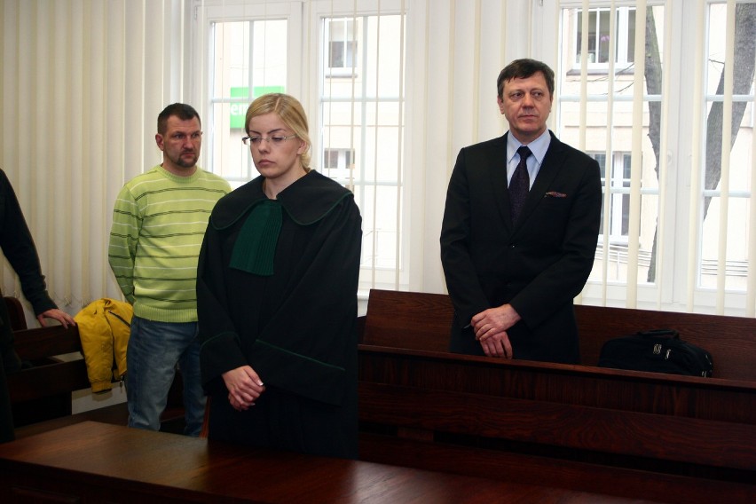 Proces burmistrza Trzcianki. Sąd uznał go winnym korupcji politycznej. 1,5 roku w zawieszeniu