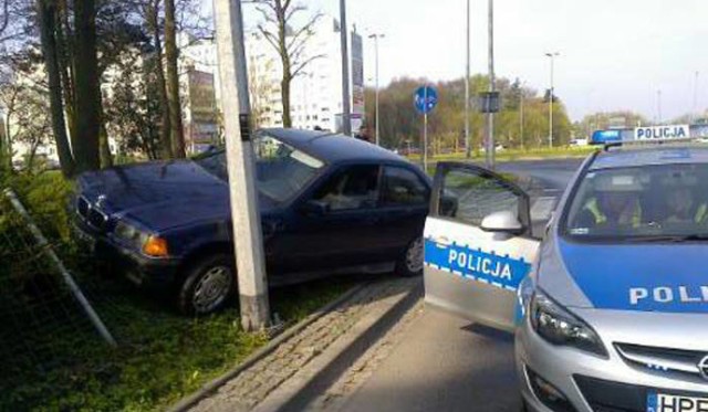 Do zdarzenia doszło na rondzie Piłsudskiego.