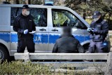 Koronawirus w Pruszczu i powiecie gdańskim. Kontrole policji skutkowały mandatami i wnioskami do sądu za brak maseczki