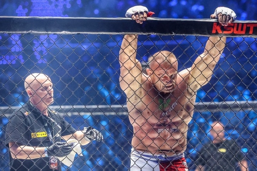 KSW 61 w Ergo Arenie WYNIKI 5.06.2021 r. Mariusz Pudzianowski wygrał walkę wieczoru! Siedem walk zakończonych przed czasem [zdjęcia, wideo]