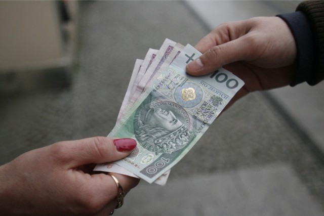 Emerytury w Polsce 2022. Już w lipcu dzięki Polskiemu Ładowi emeryci zyskają dodatkowe pieniądze. Kto otrzyma najwięcej? Poniżej sprawdzicie szczegółowe wyliczenia!

WIĘCEJ NA KOLEJNYCH STRONACH>>>