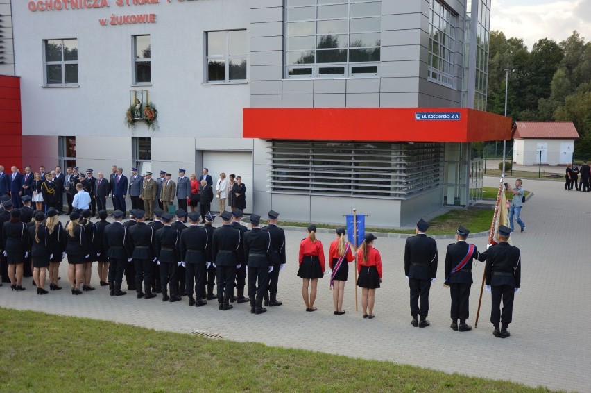 90 lat OSP w Żukowie świętowano z ceremoniałem strażackim ZDJĘCIA, WIDEO