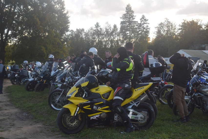 Kościerzyna. Klub Motocyklowy LOST SAINTS LEMC Poland. Motocykliści z całego Pomorza spotkali się w Kościerzynie ZDJĘCIA