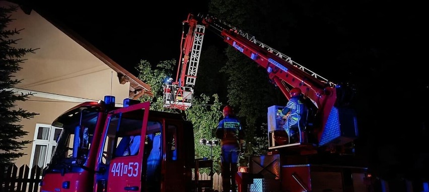 Nad ranem jednostki straży zostały wezwane do Binarowej. Tam...