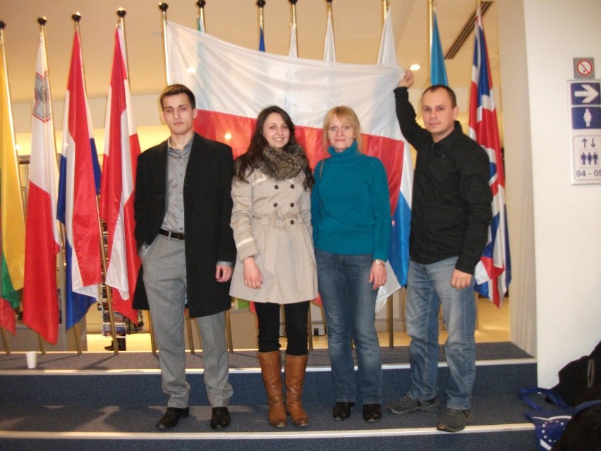 Młodzież tomaszowskiego MDK w Brukseli. Wygrali konkurs pojechali na wycieczkę