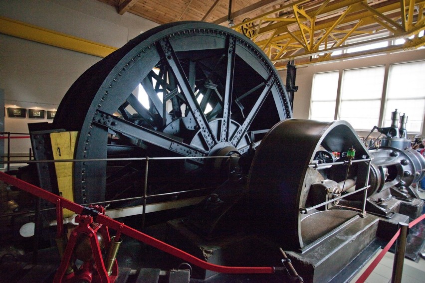 Maszyna parowa w Kopalni Soli Bochnia, niezwykły zabytek, wyprodukowany w Niemczech w 1909 roku [ZDJĘCIA]