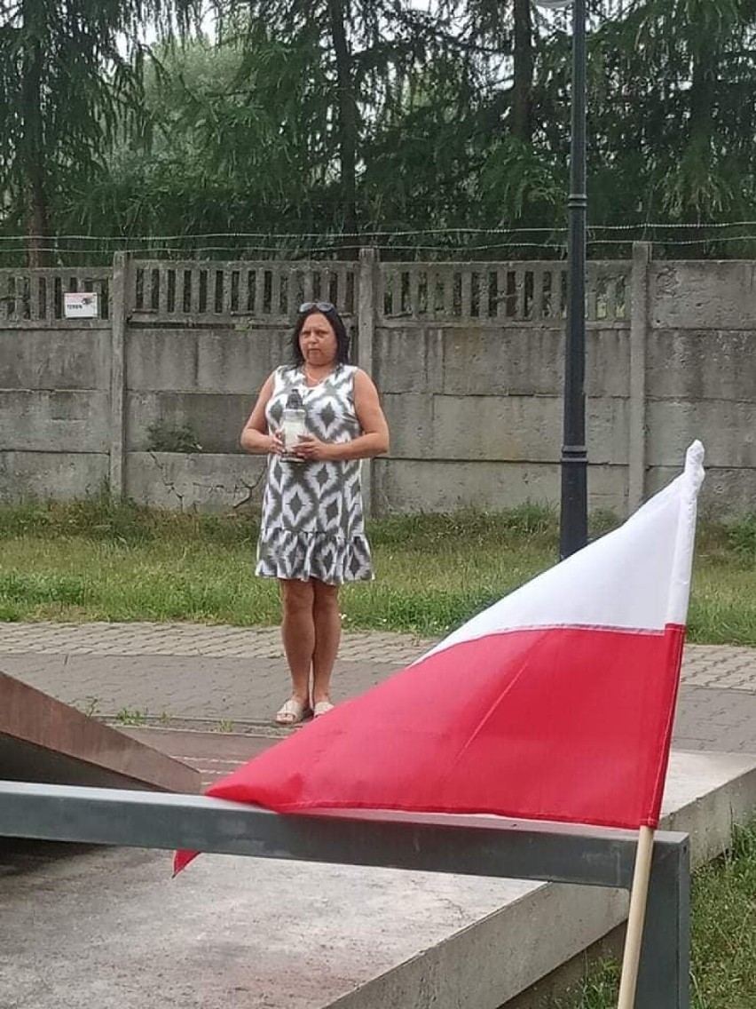 Nowa Lewica upamiętniła rocznicę egzekucji hitlerowskich na Kopcu w Radomsku