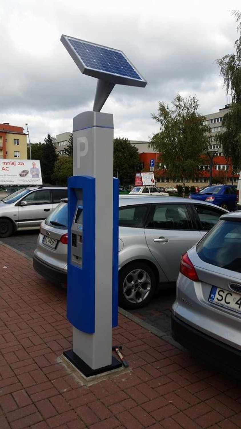 Częstochowa: Nowy parkomat przy Pasażu Opolczyka. Można płacić w nim kartą [ZDJĘCIA]