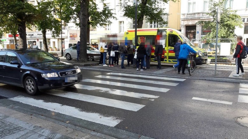 Potrącenie chłopca. Kierowca usłyszał zarzuty nieudzielenia pomocy i jazdy mimo cofnięcia uprawnień