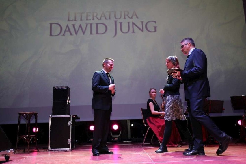 Medal Młodej Sztuki w dziedzinie Literatura otrzymał Dawid...
