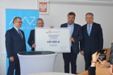 Powiatowe Centrum Zdrowia otrzymało 400 tys. zł na zakup nowej karetki