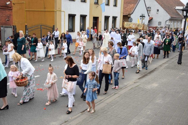 Procesja Bożego Ciała przeszła ulicami Skoków