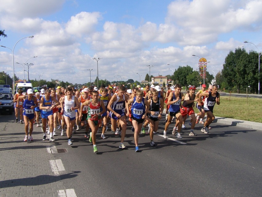 Uczestnicy poprzednich edycji zamojskiego supermaratonu